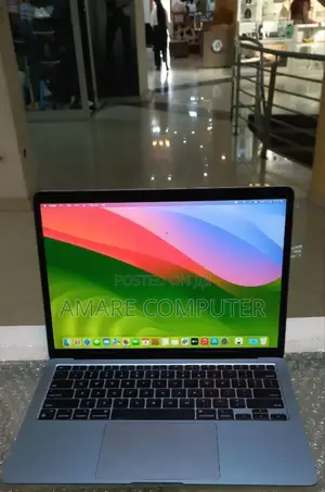 Photo - New Laptop Apple MacBook Air 2020 M1 8GB Apple M1 SSD 256GB