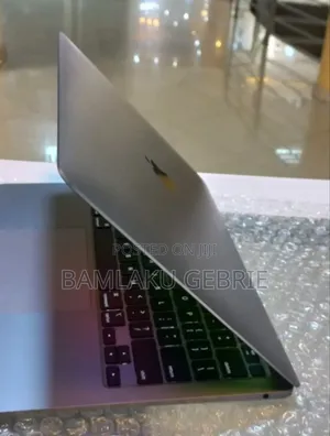 New Laptop Apple MacBook Air 2020 M1 8GB Apple M1 SSD 256GB