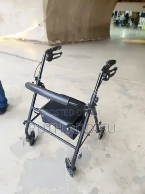 Photo - Foldable Walker狡猾foldable Walker膽子foldable Walker郁郁walker