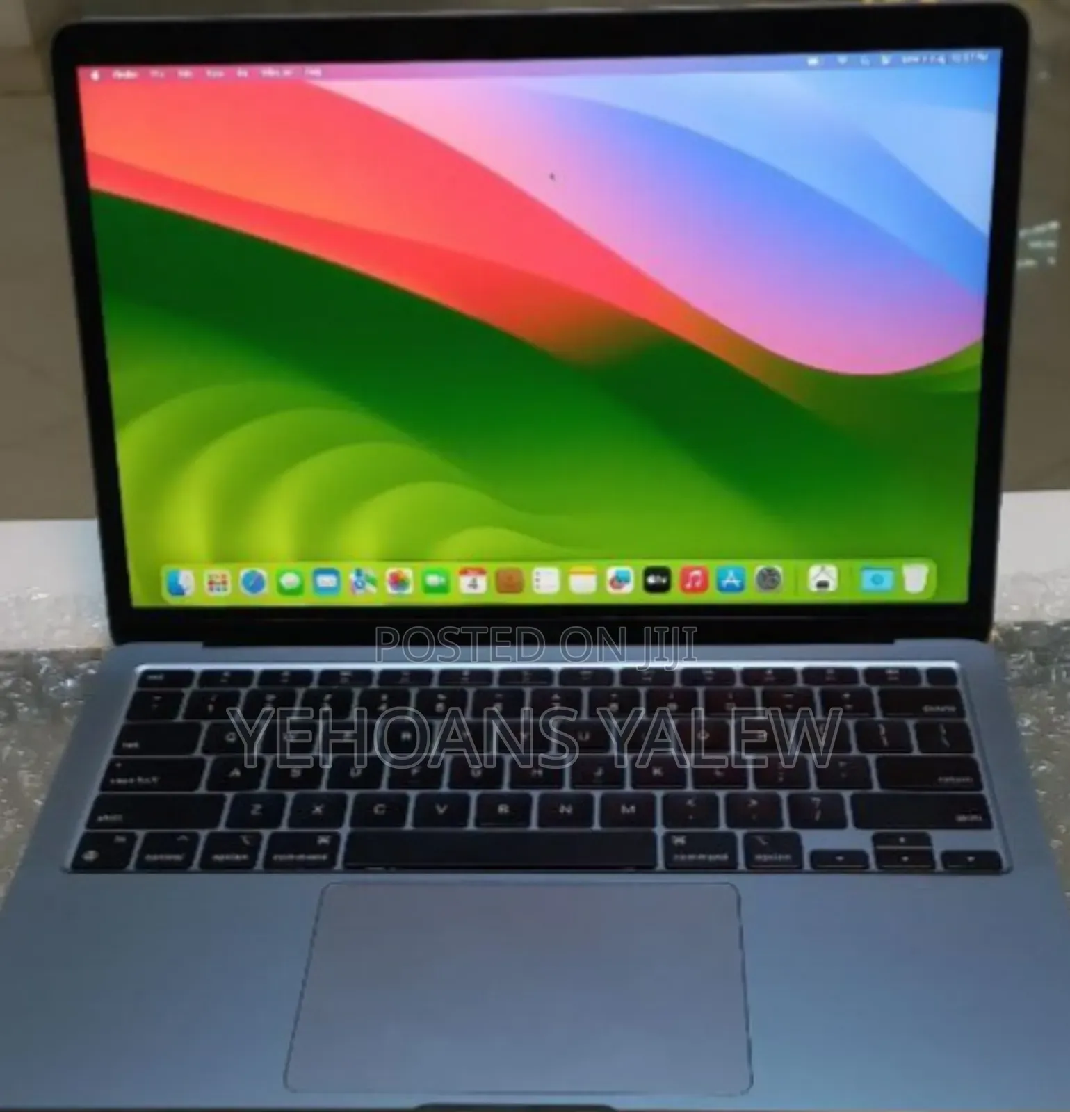 New Laptop Apple MacBook Air 2020 M1 8GB Apple M1 SSD 256GB