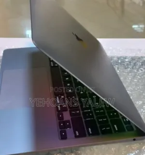 New Laptop Apple MacBook Air 2020 M1 8GB Apple M1 SSD 256GB