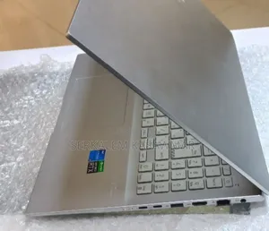 New Laptop Asus VivoBook 15 X505BA 16GB Intel Core I5 SSD 512GB