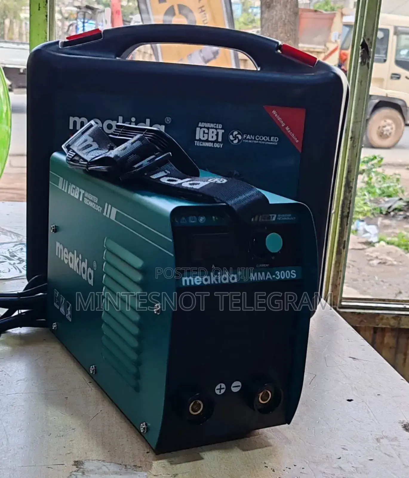 መበየጃ ማሽን Meakida Welding Woth Box