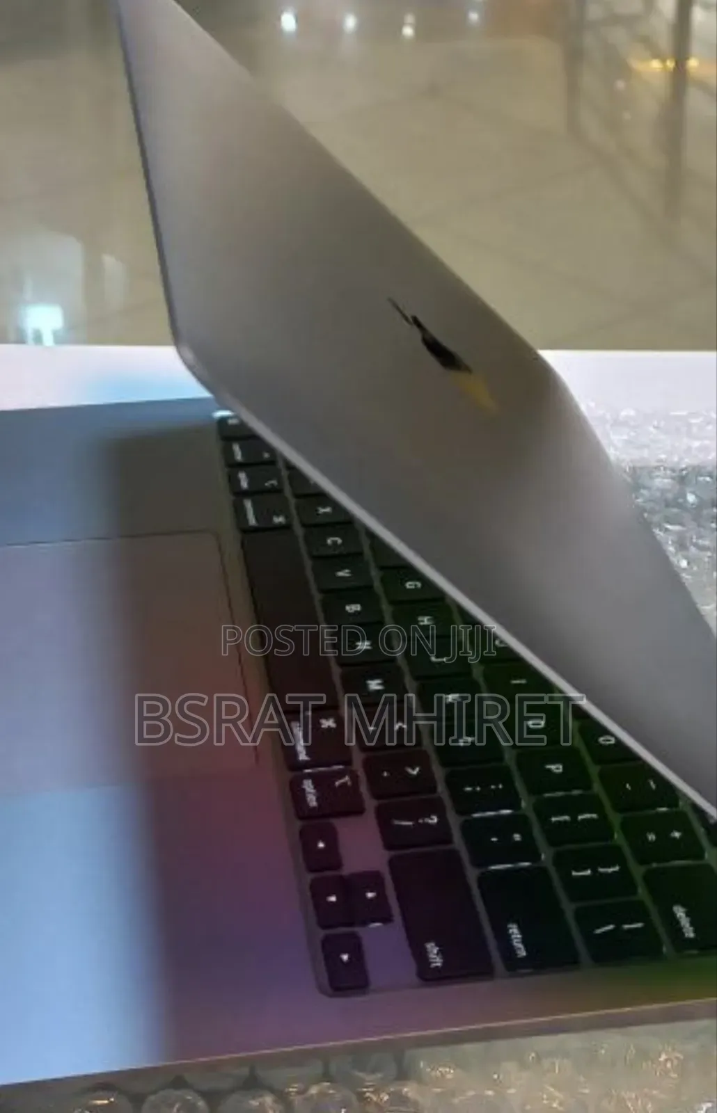 New Laptop Apple MacBook Air 8GB Apple M1 SSD 256GB