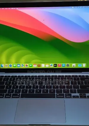 New Laptop Apple MacBook Air 8GB Apple M1 SSD 256GB