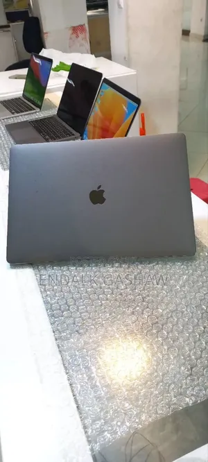 New Laptop Apple MacBook Pro 2016 16GB Intel Core I7 SSD 512GB