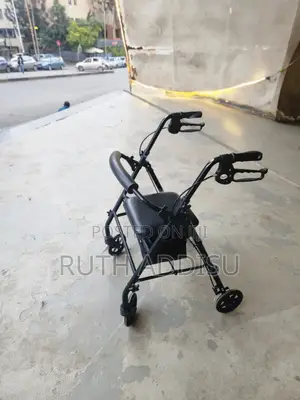 Photo - Foldable Walker胺我walker非洲medical Walker嫁人new Walker Medical