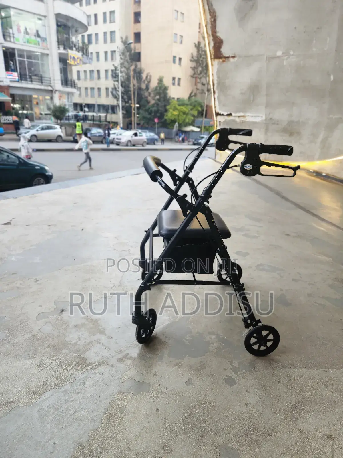Foldable Almunium Medical Walker頁面brand New Walker肺病walker