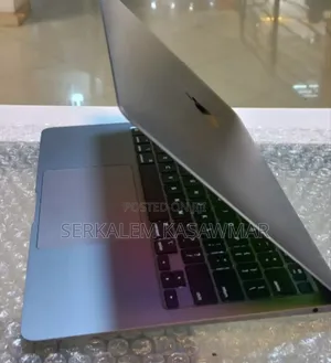 New Laptop Apple MacBook Air 2020 M1 8GB Apple M1 SSD 256GB