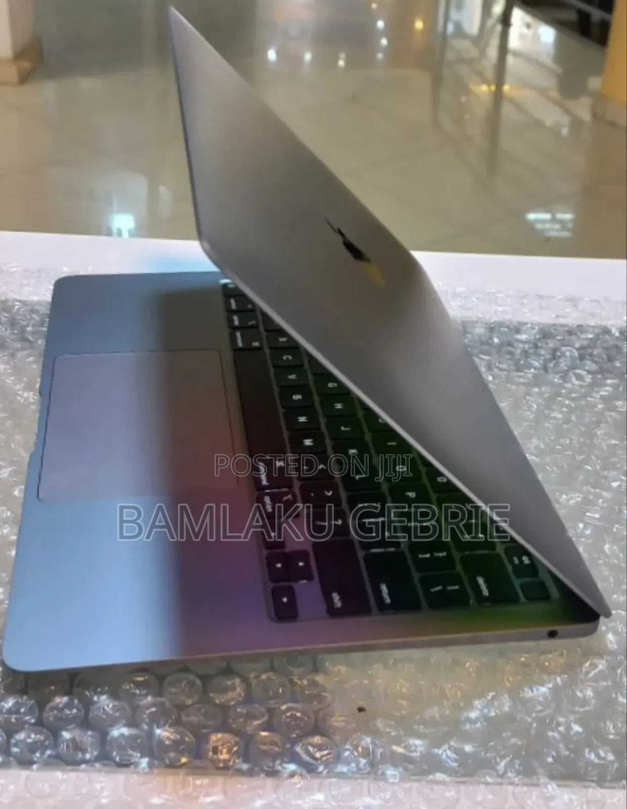 New Laptop Apple MacBook Pro 2016 16GB Intel Core I7 SSD 512GB