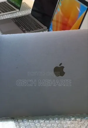 Photo - New Laptop Apple MacBook Pro 2016 16GB Intel Core i7 SSD 512GB