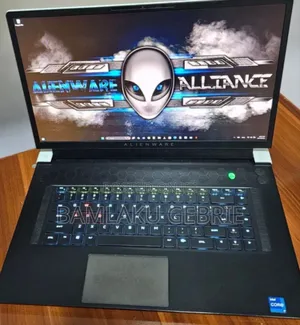 New Laptop Alienware M17x R2 16GB Intel Core I7 SSD 512GB