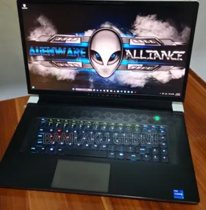 New Laptop Alienware M17x R2 16GB Intel Core I7 SSD 512GB