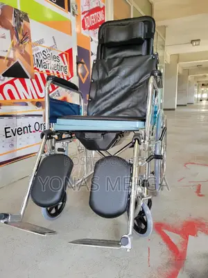 Pot=Toilet Wheelchair٨٧٨wheelchair隗0wheelchair==Wheelchair