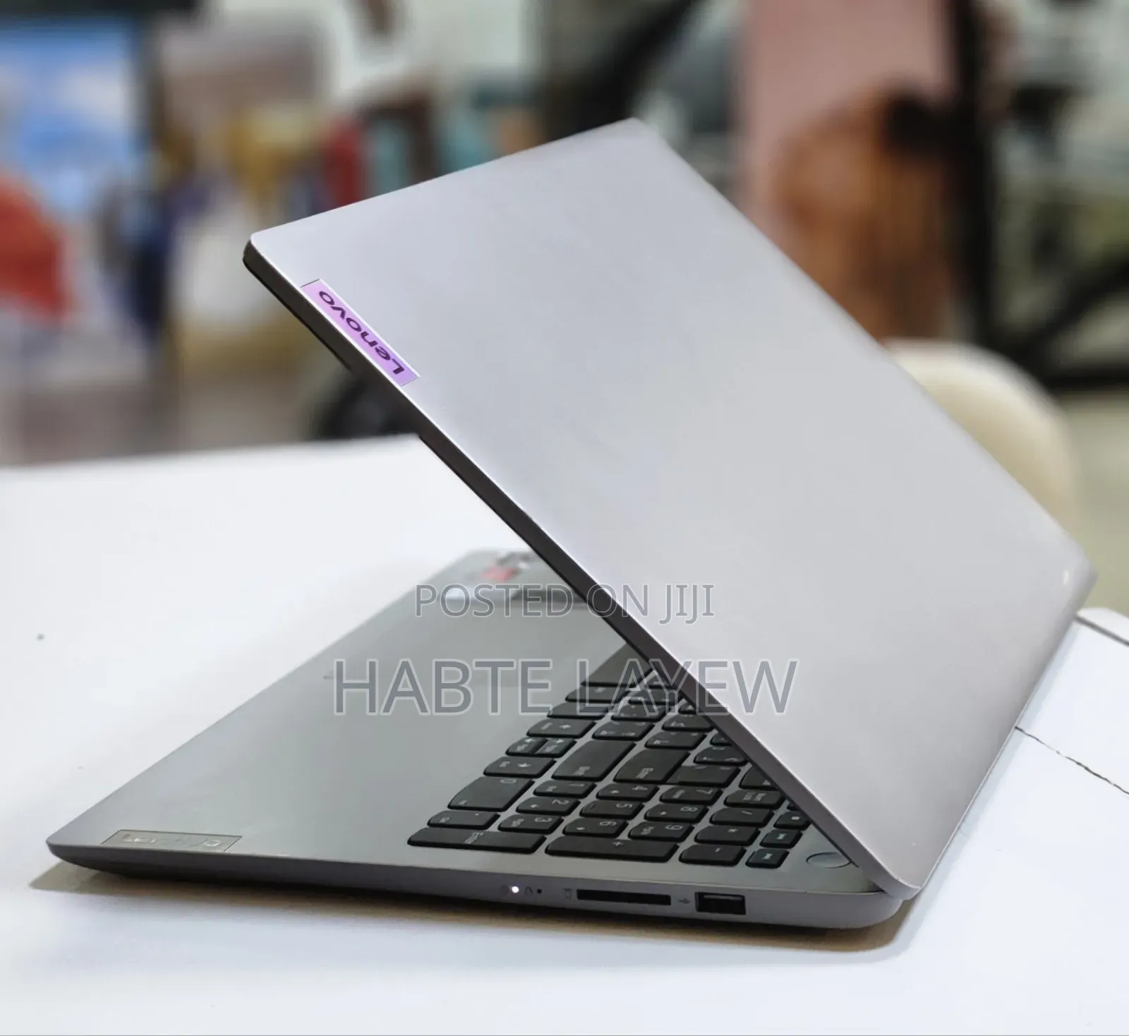 New Laptop Lenovo Ideapad 3 8GB AMD Ryzen 5 SSD 512GB