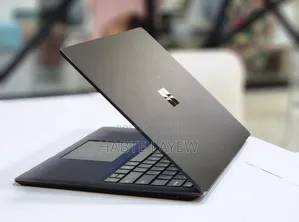 New Laptop Microsoft Surface 16GB Intel Core I7 SSD 512GB
