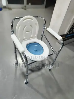 Commode Chair妞抓commode Chair朱槿toilet Chair冤魂poty Chair New