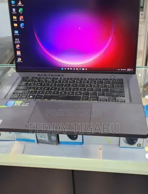 New Laptop Asus 16GB Intel Core I9 SSD 1T