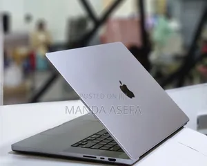 New Laptop Apple MacBook Pro M1 16GB Apple M1 SSD 512GB