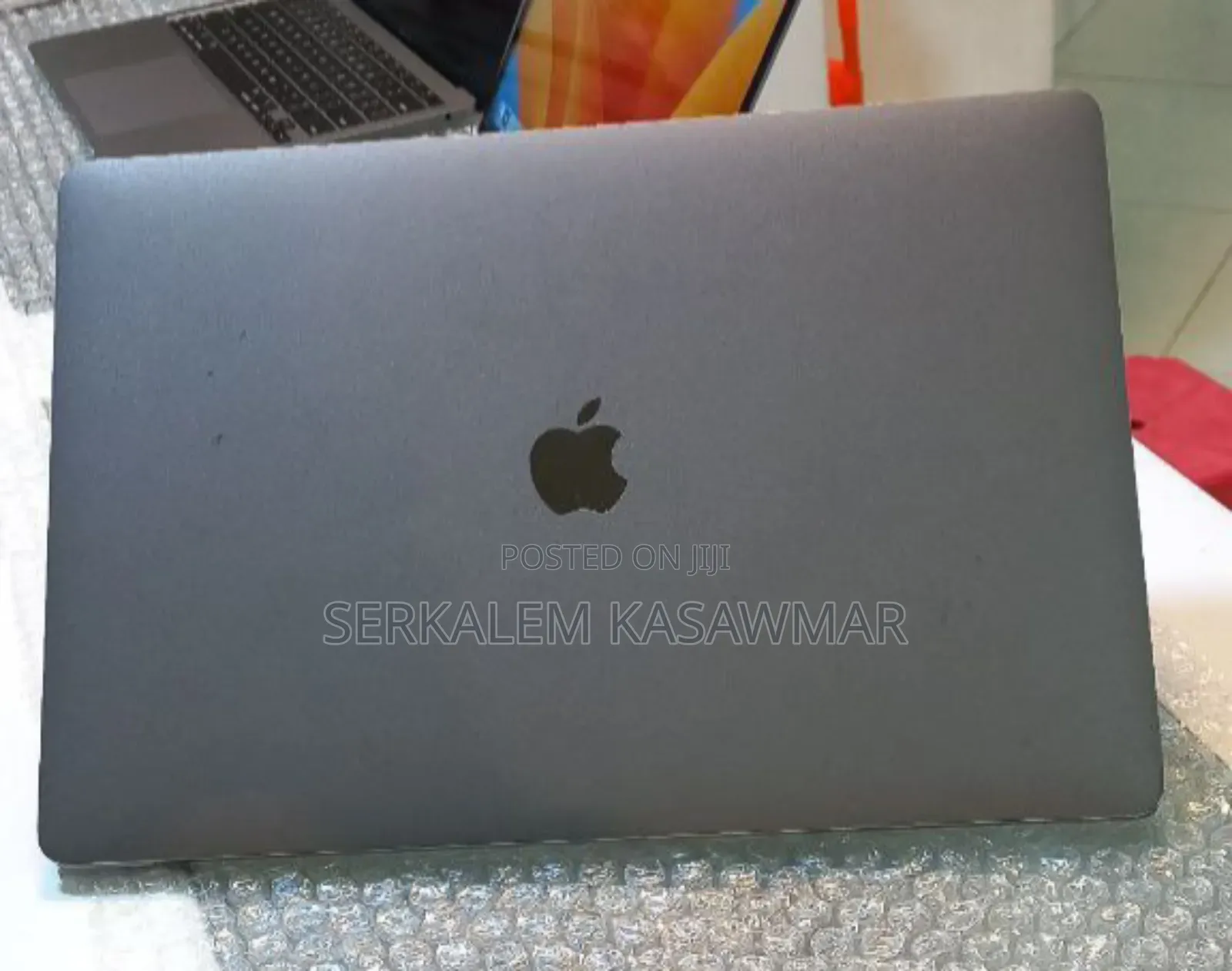 New Laptop Apple MacBook Pro 2016 16GB Intel Core I7 SSD 512GB