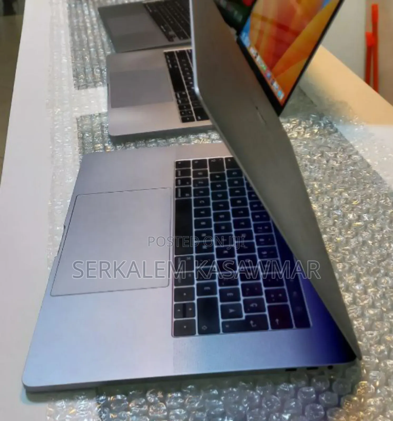 New Laptop Apple MacBook Pro 2016 16GB Intel Core I7 SSD 512GB