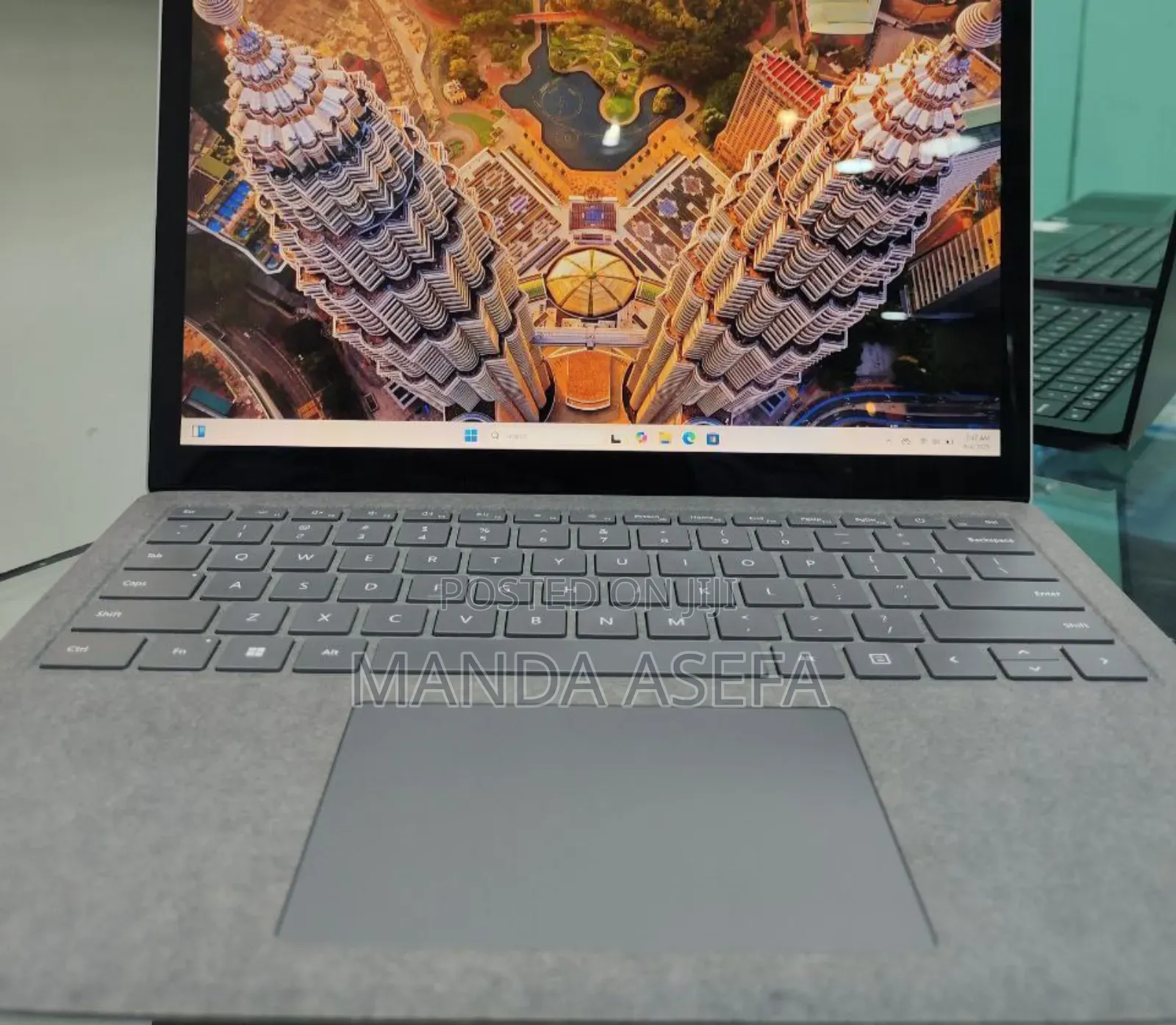 New Laptop Microsoft Surface Laptop 4 16GB Intel Core I7 SSD 512GB