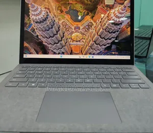 New Laptop Microsoft Surface Laptop 4 16GB Intel Core I7 SSD 512GB
