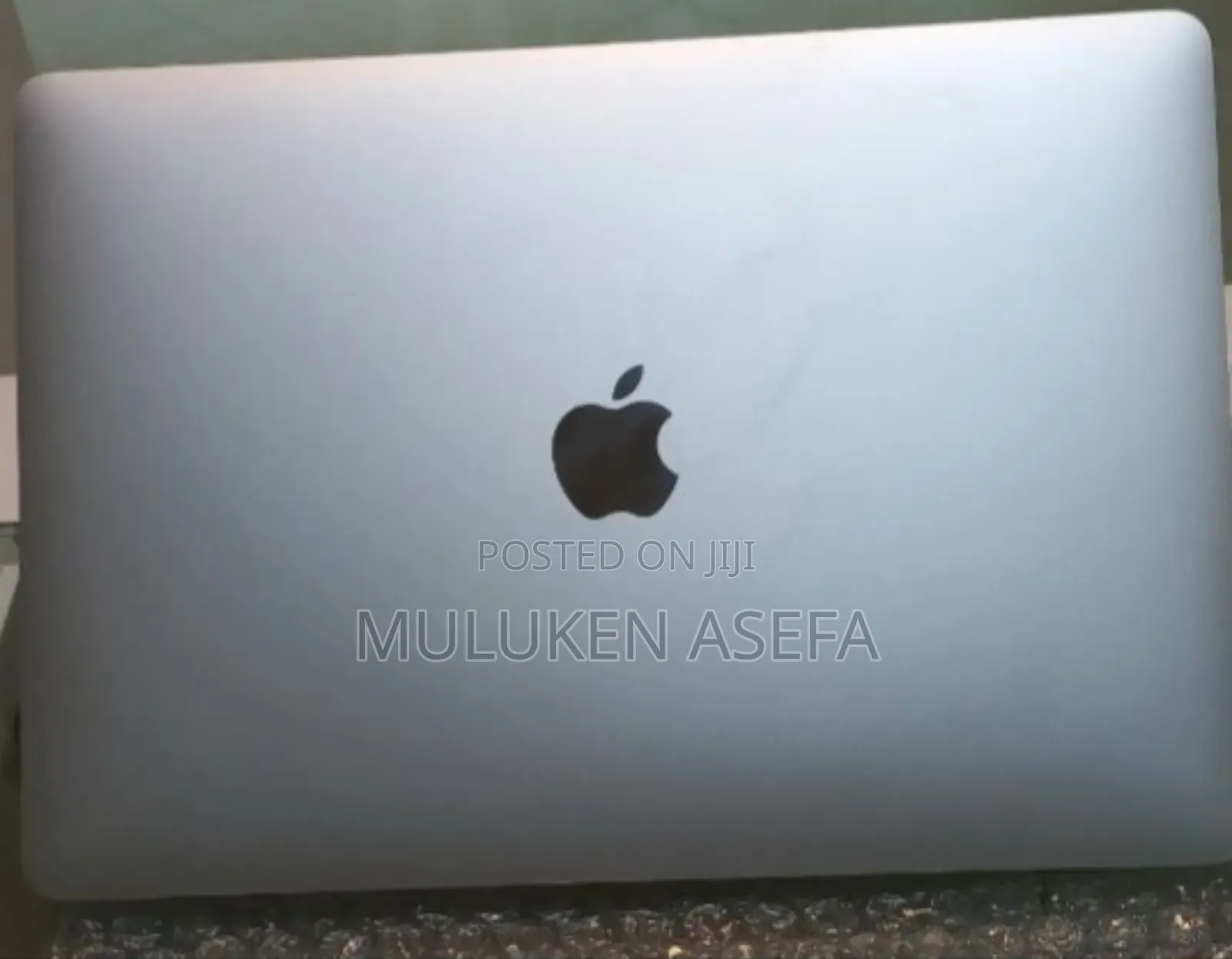 New Laptop Apple MacBook Pro M1 8GB Apple M1 Pro SSD 256GB
