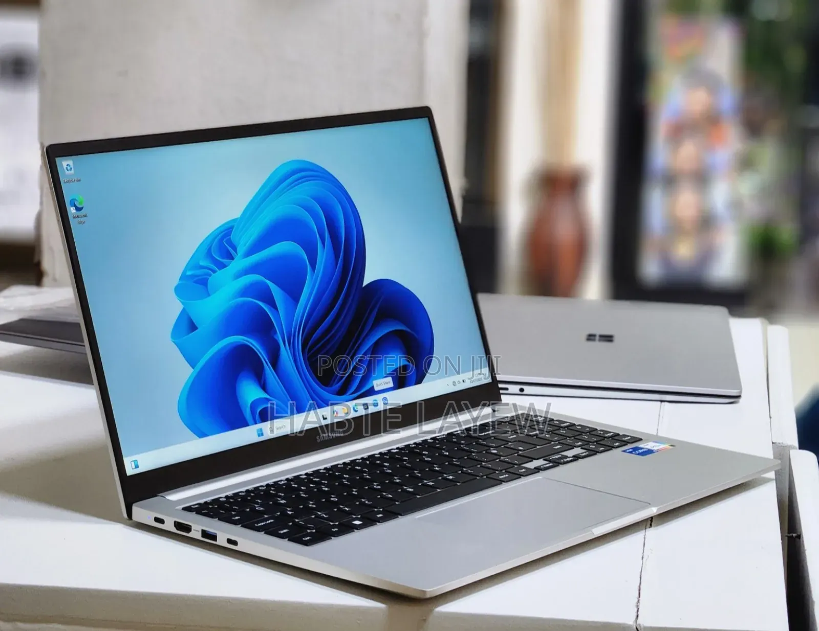 New Laptop Samsung Galaxy Book4 Ultra 8GB Intel Core I5 SSD 512GB