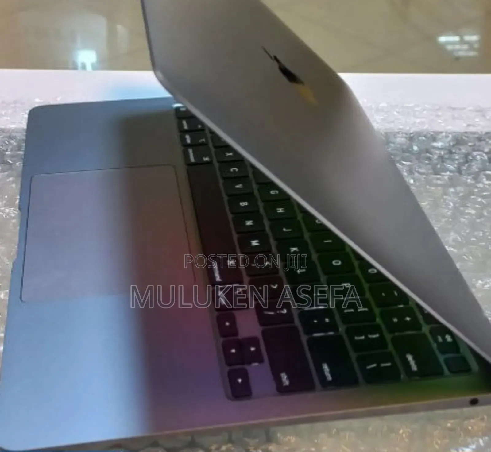 New Laptop Apple MacBook Air 2020 M1 8GB Apple M1 SSD 256GB