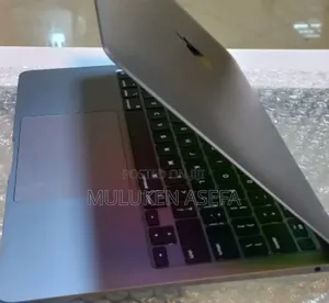 Photo - New Laptop Apple MacBook Air 2020 M1 8GB Apple M1 SSD 256GB