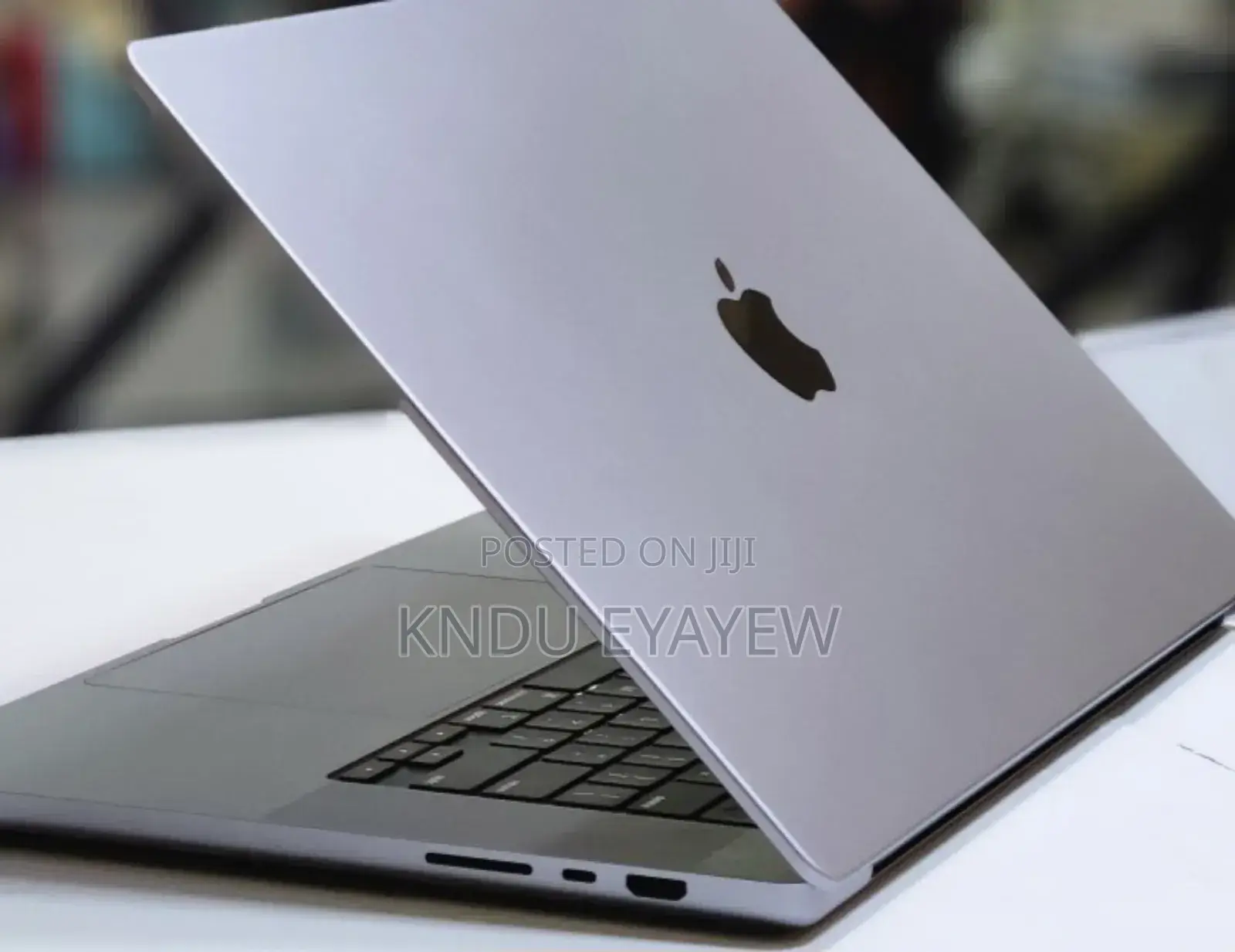 New Laptop Apple MacBook Air 2020 M1 16GB Apple M2 SSD 1T