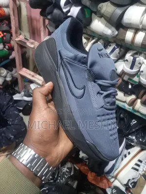 Photo - Original Nike