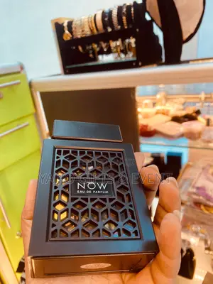 Photo - Men’S Perfume