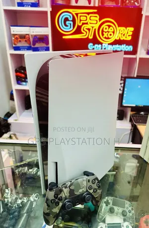 Photo - Playstation 5 Standard Model ብዛት አለ ካስፈለገ