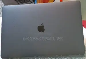 Photo - New Laptop Apple MacBook Pro 2016 16GB Intel Core I7 SSD 512GB