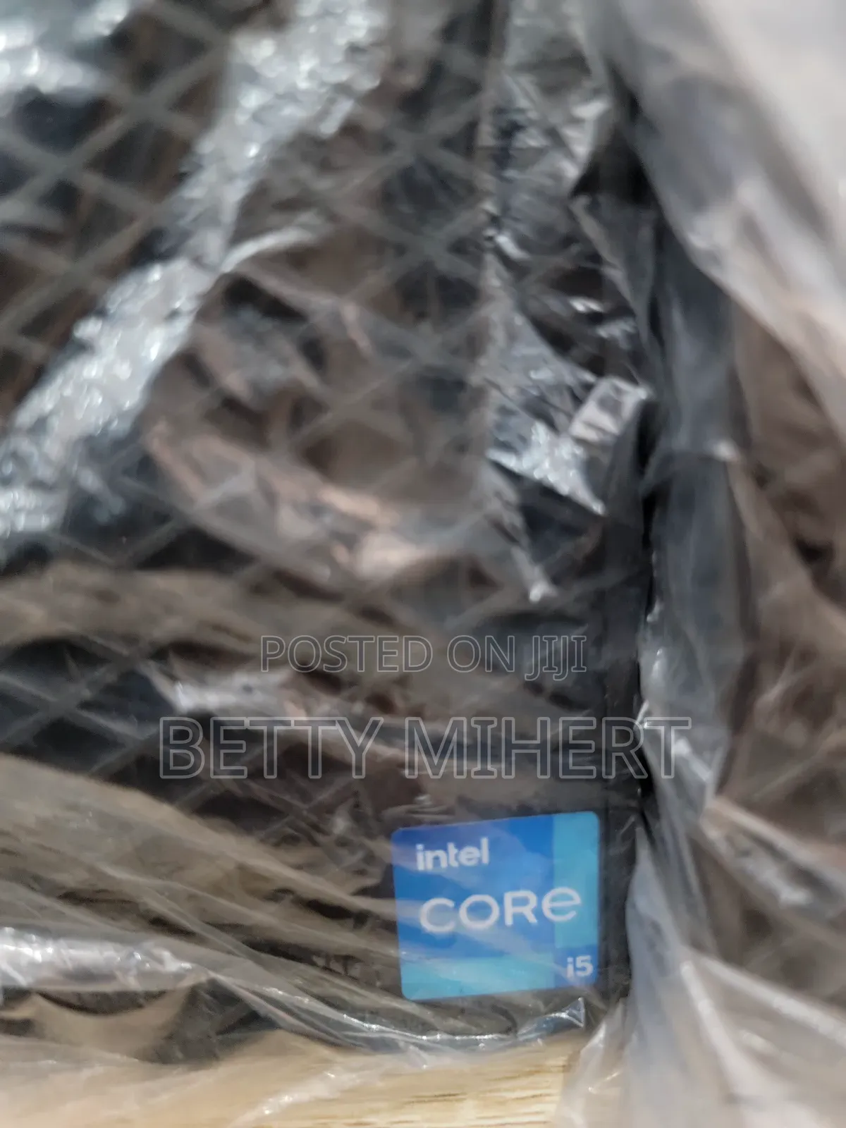 Desktop Computer Dell OptiPlex 3070 8GB Intel Core I5 HDD 1T