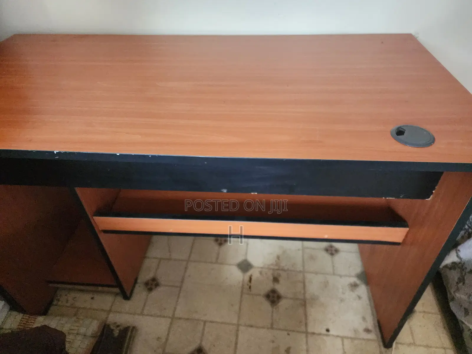 Office Table 120cm