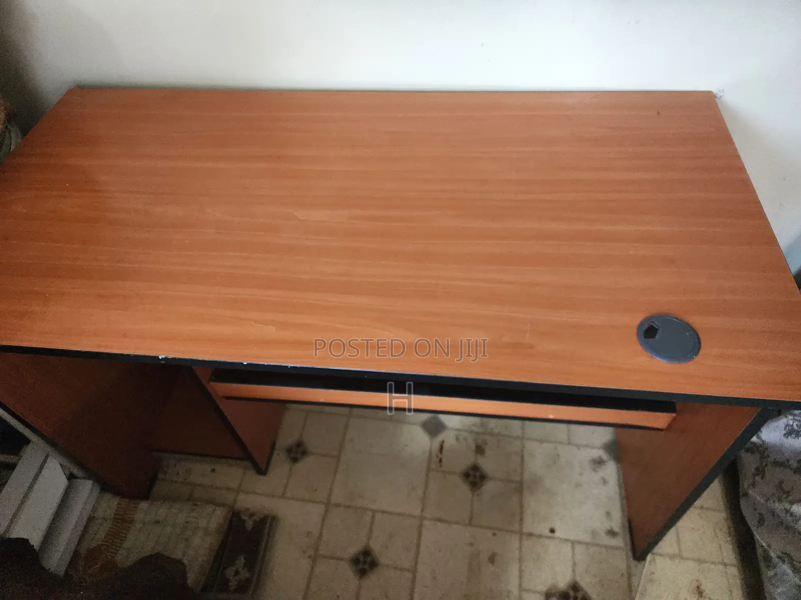Office Table 120cm