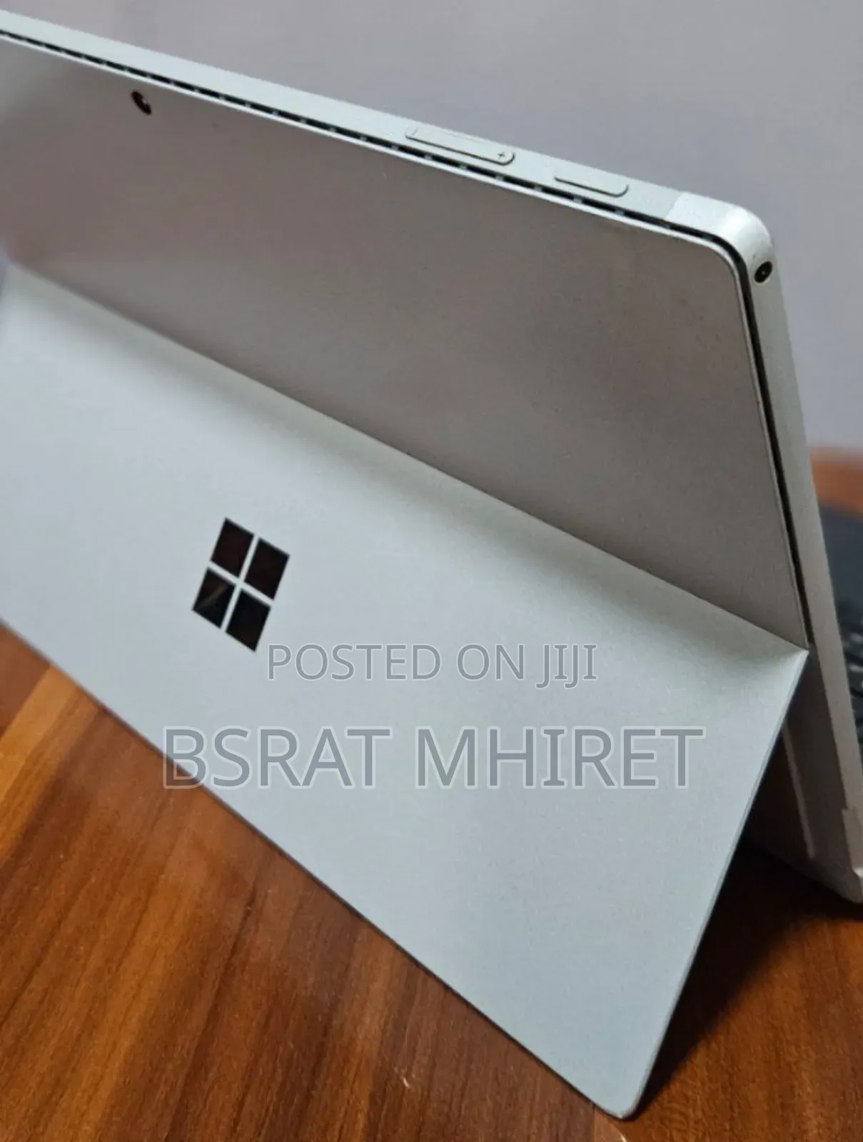 New Laptop Microsoft Surface Pro 7 8GB Intel Core i5 SSD 128GB
