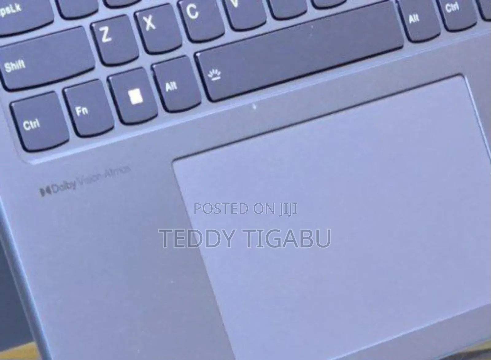 New Laptop Lenovo Yoga 7i 16GB Intel Core I7 SSD 512GB