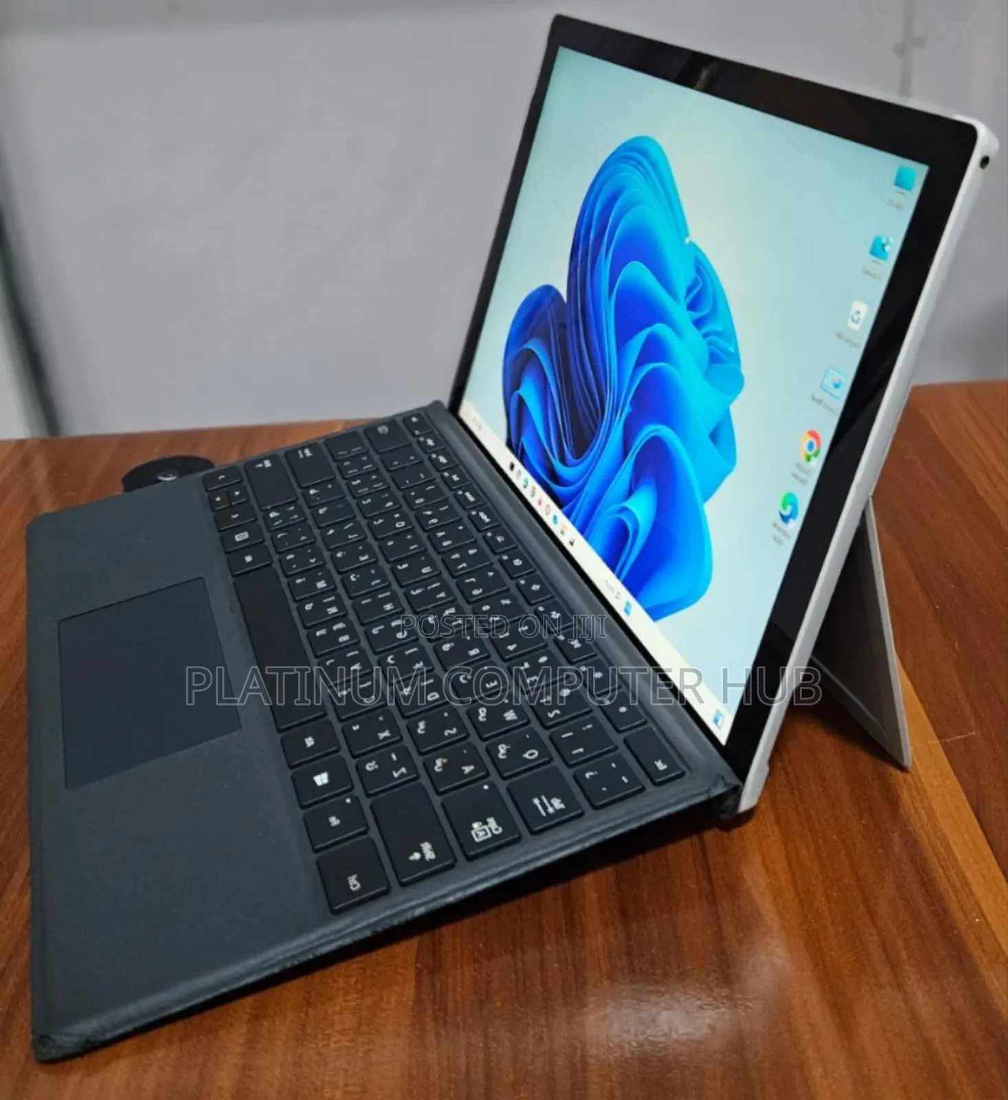 New Laptop Microsoft Surface Pro 7 8GB Intel Core I5 SSD 128GB