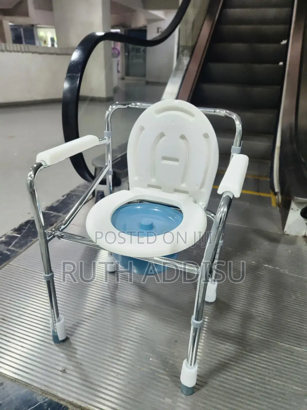 Toilet Chair𣋡不commode Chair㫵日commode Chair執導commode Chair