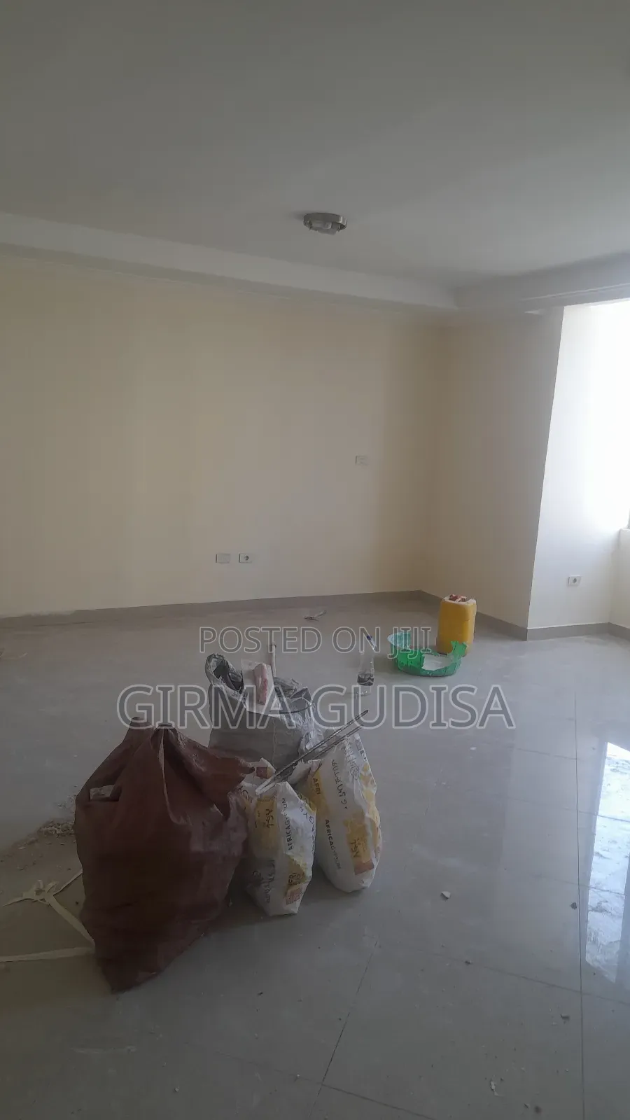 Furnished 5bdrm Villa in ሰሚት አካባቢ, Bole for sale