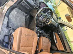 Suzuki DS 2021 Brown