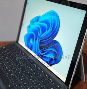 New Laptop Microsoft Surface Pro 7 8GB Intel Core I5 SSD 128GB