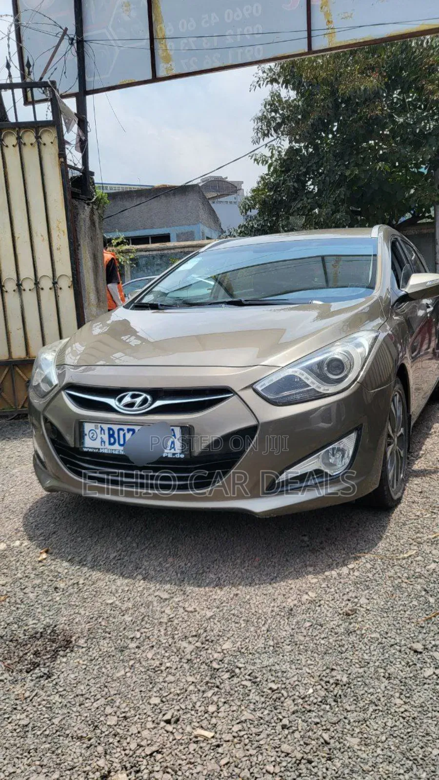 Hyundai i40 2013 Gold