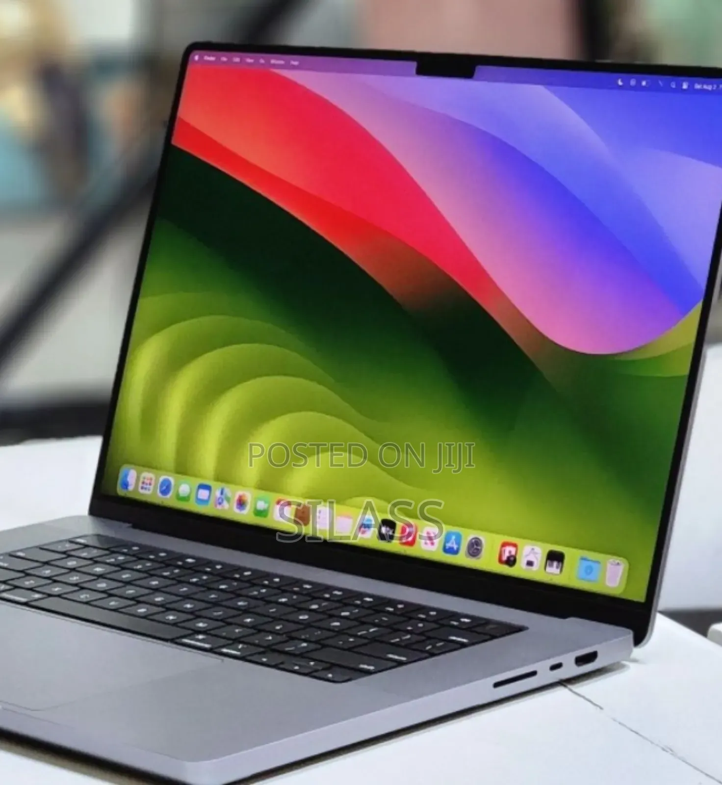 New Laptop Apple MacBook Pro M1 32GB Apple M1 Pro SSD 512GB