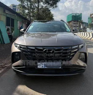 Hyundai Tucson 2021 Gold