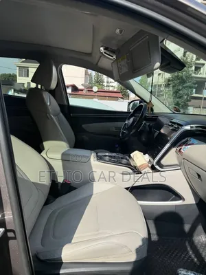 Hyundai Tucson 2021 Gold